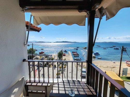 Pension Antonakis Ouranoupolis Greece Екстер'єр фото