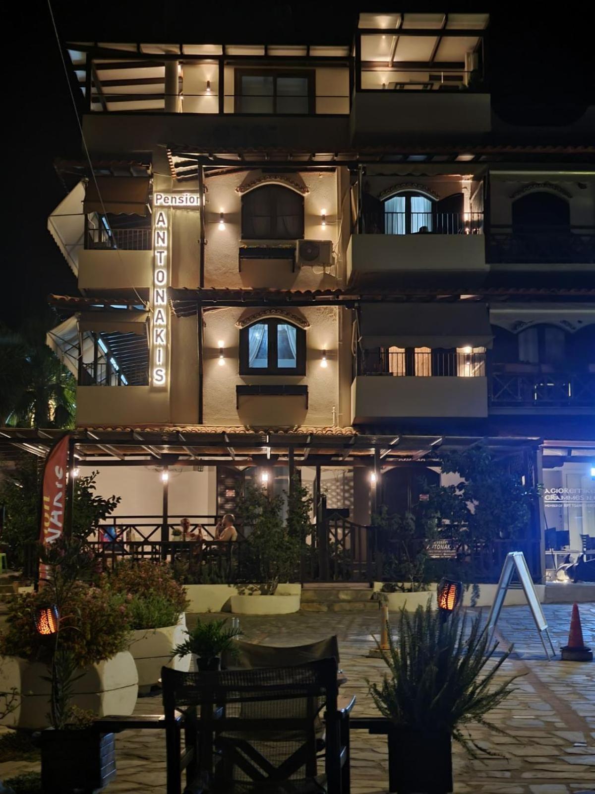 Pension Antonakis Ouranoupolis Greece Екстер'єр фото
